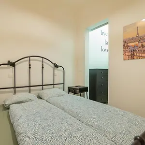  Appartamento Downtown Flat In Budapest, Mona